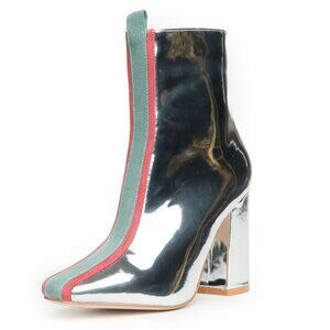 " SOMEWHERE IN THE MIDDLE "  BOOTIE ( BRAND NEW !!!!!!!!!!!!